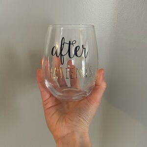Stemless wine glass